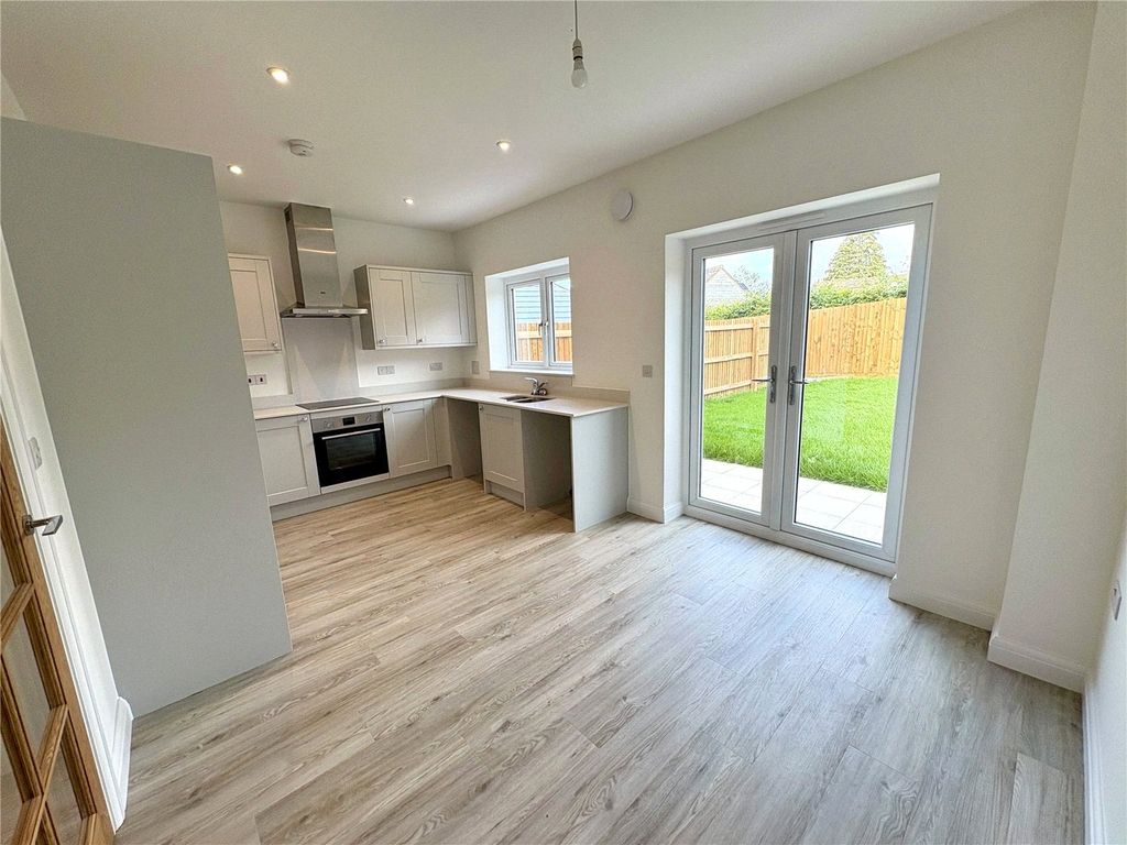 Property photo 3 of 17 Picture No. 20