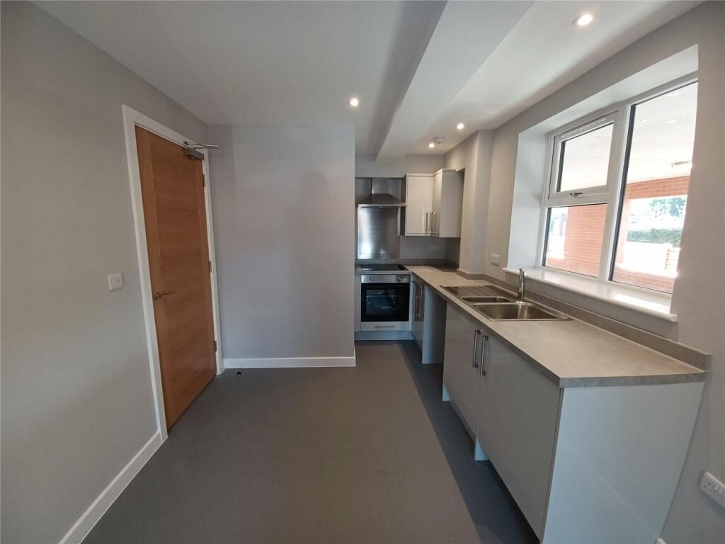 Property photo 2 of 11 2