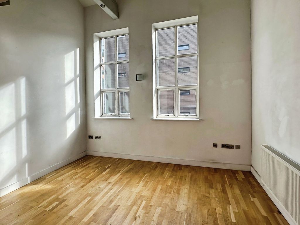 Property photo 2 of 10 Picture No. 15