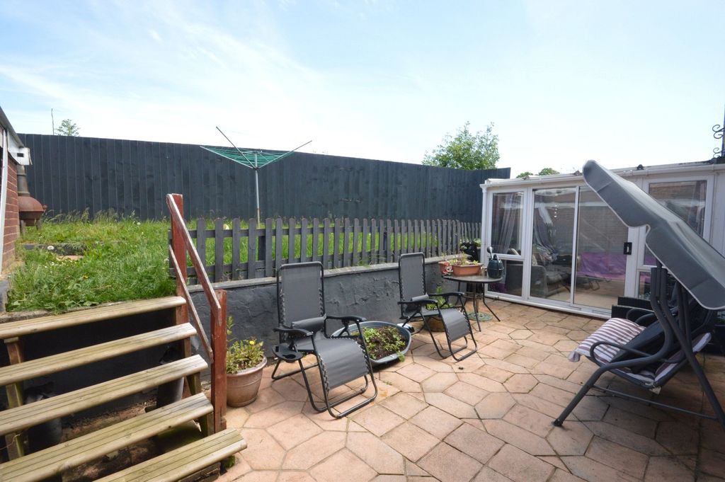 Property photo 2 of 14 Picture No. 12