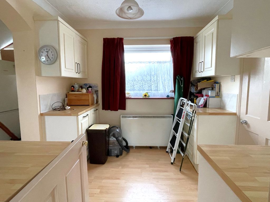 Property photo 3 of 15