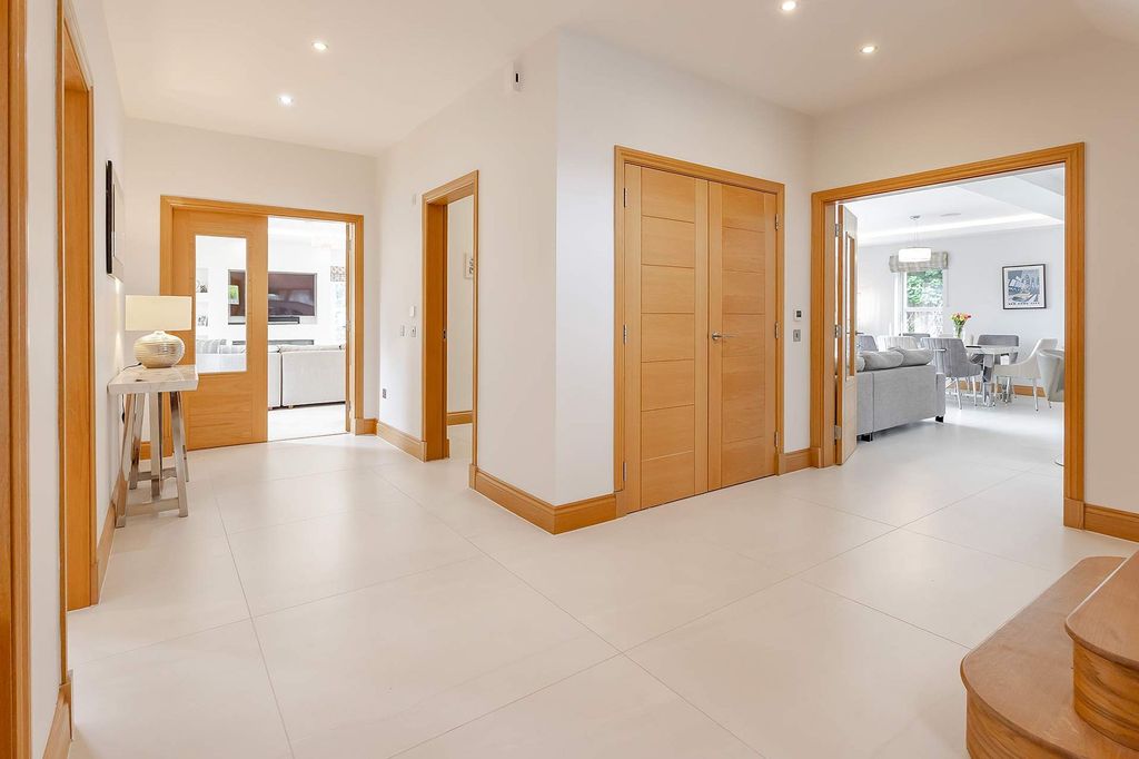 Additional image 16 of 5 bed detached house for saleInglis Place, Larbert FK5