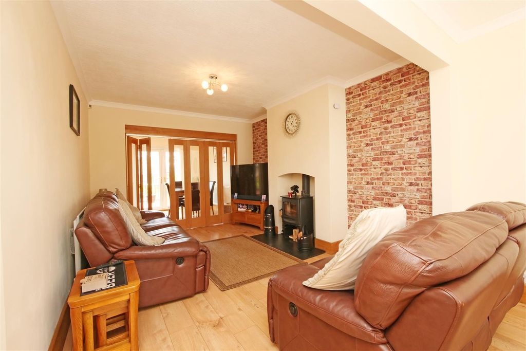 Property photo 2 of 25 Pnmb0133.Jpg