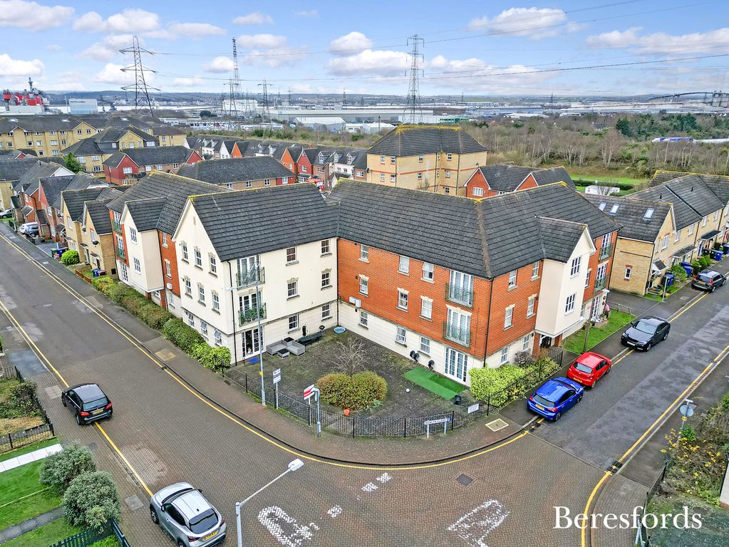 Property photo 1 of 13 Picture No. 05