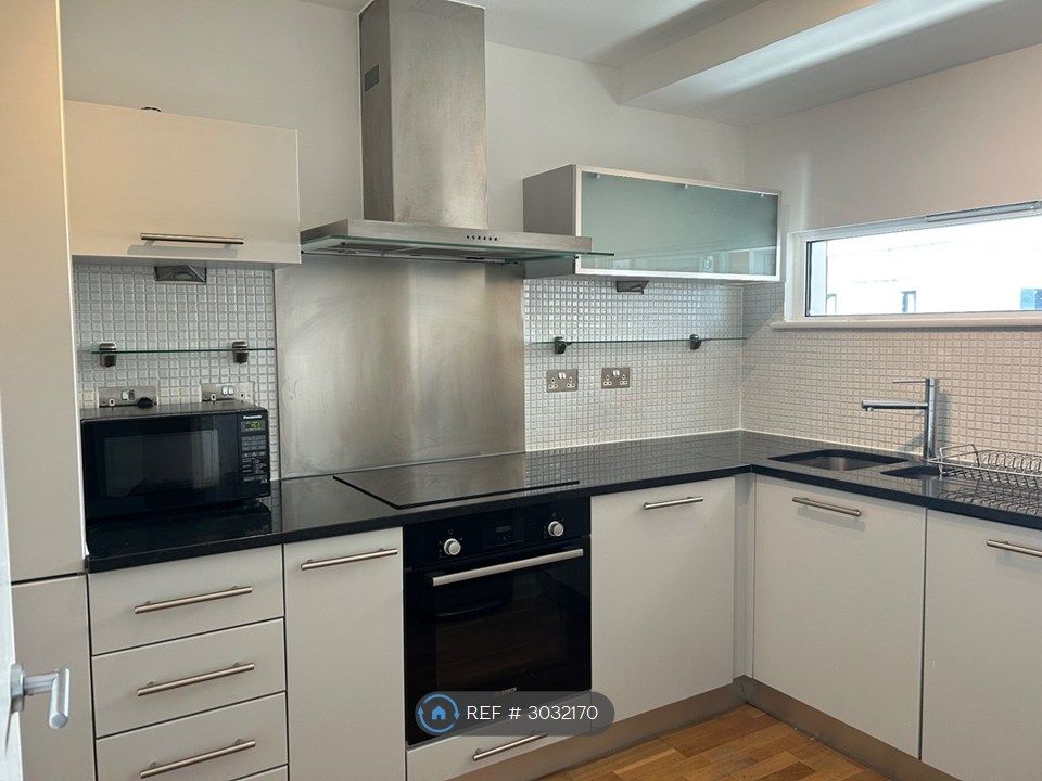 Property photo 3 of 16
