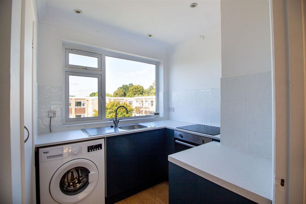 Property photo 3 of 8 Jireh Court .Jpg