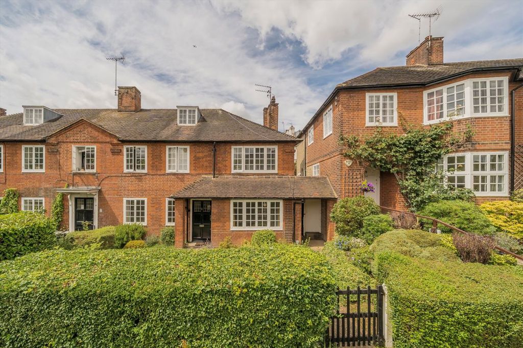 Property photo 1 of 7