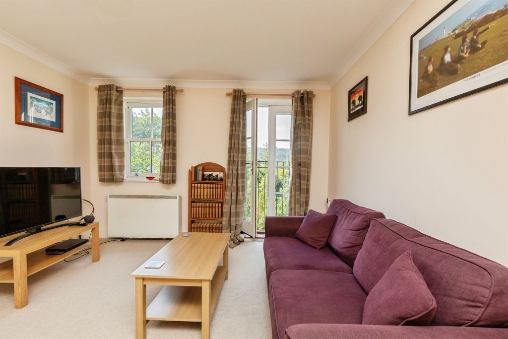 Property photo 3 of 16