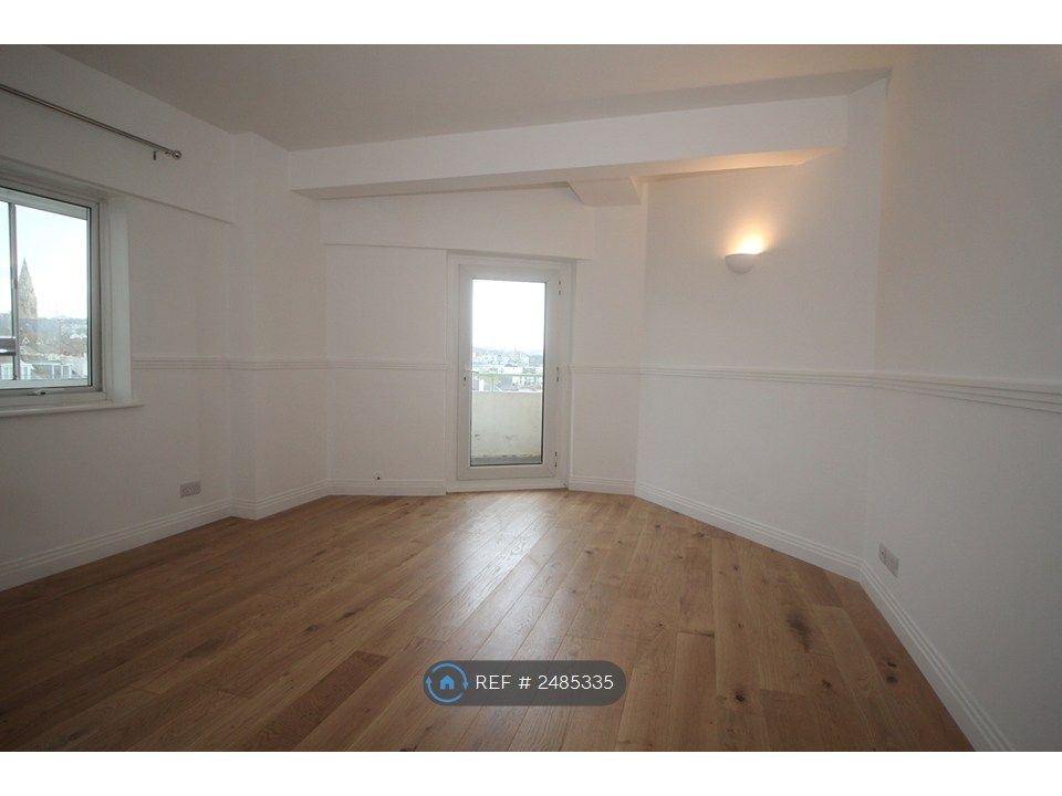 Property photo 3 of 23 Reception Room