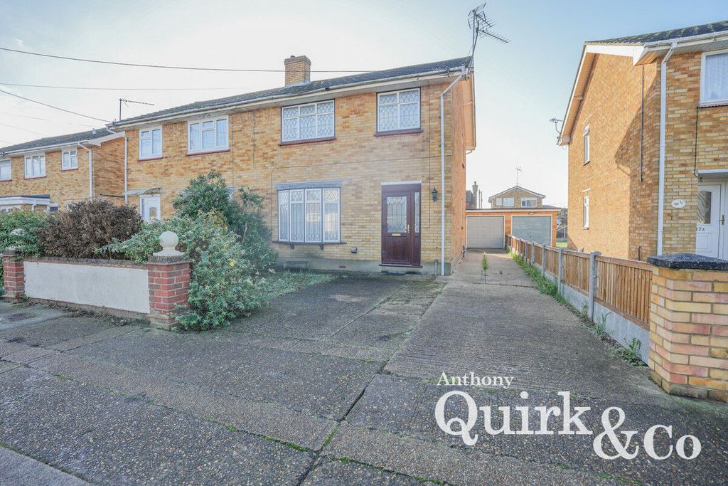 Property photo 1 of 16