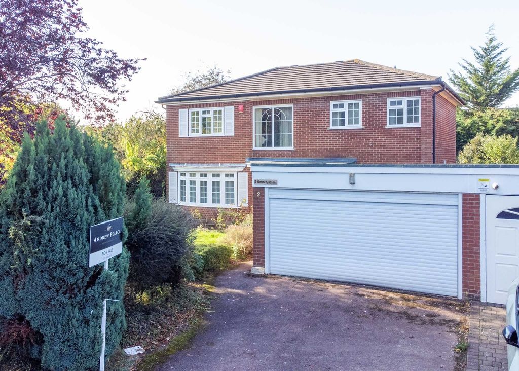 Property photo 1 of 17 4423402