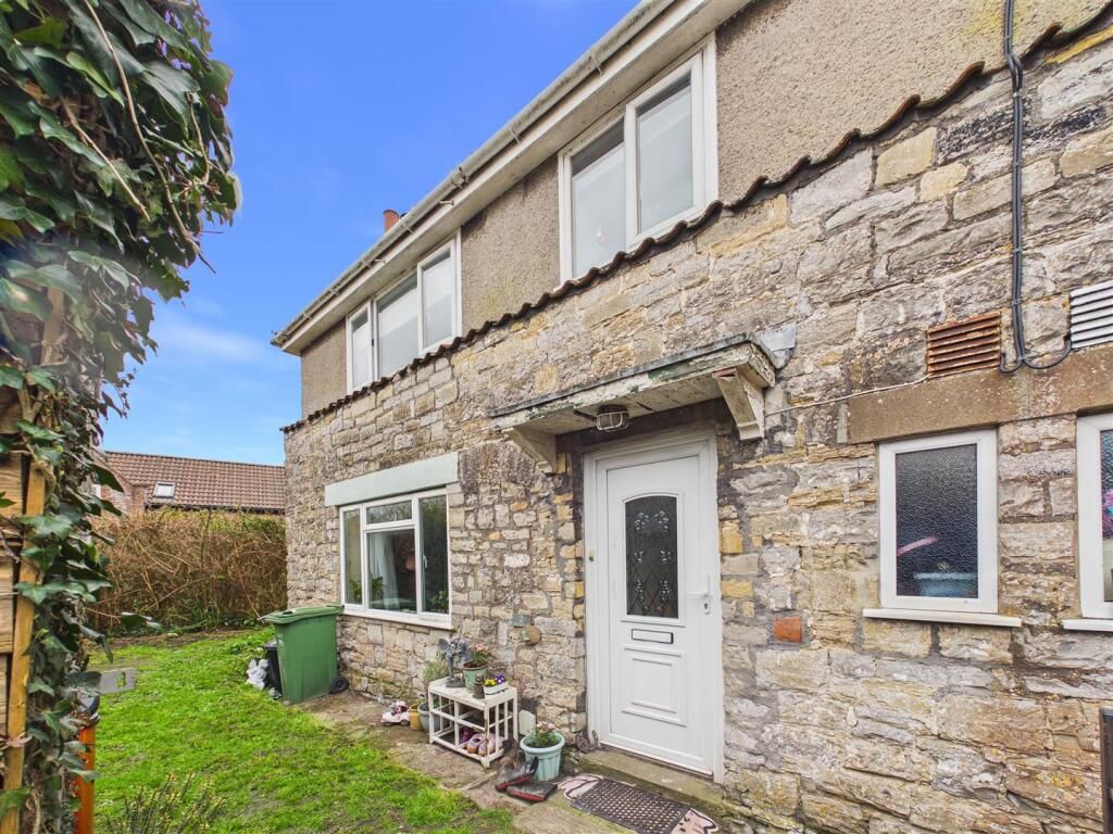 Property photo 2 of 19