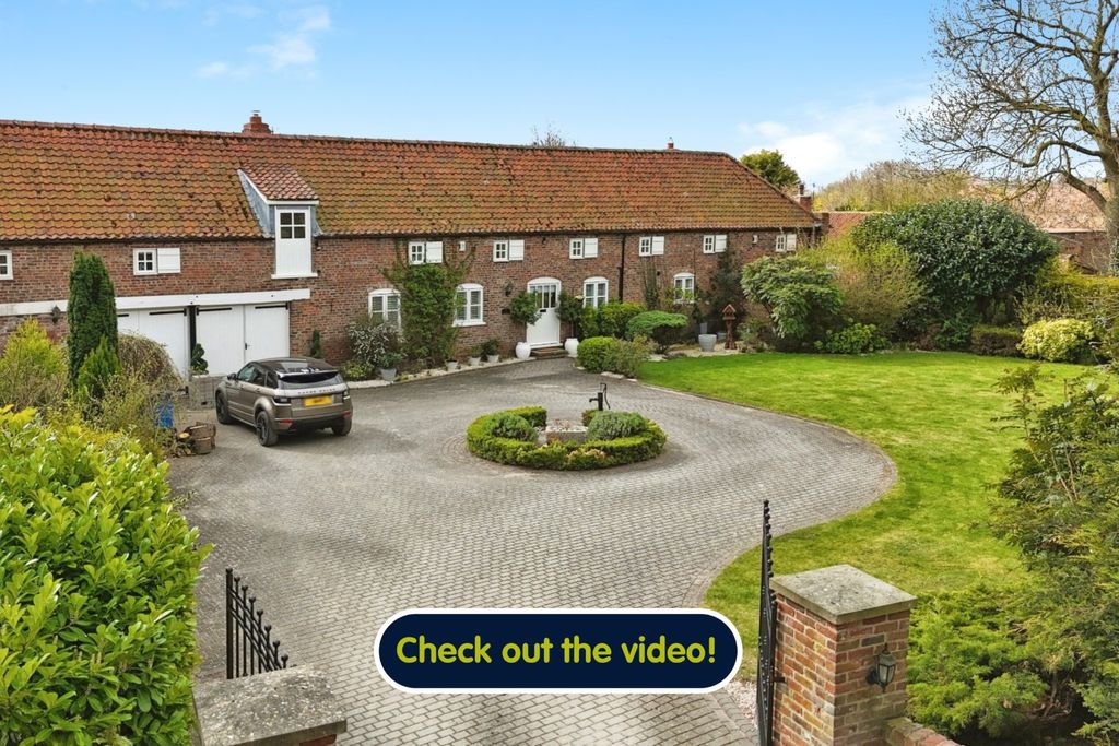 Property photo 1 of 35 4128790