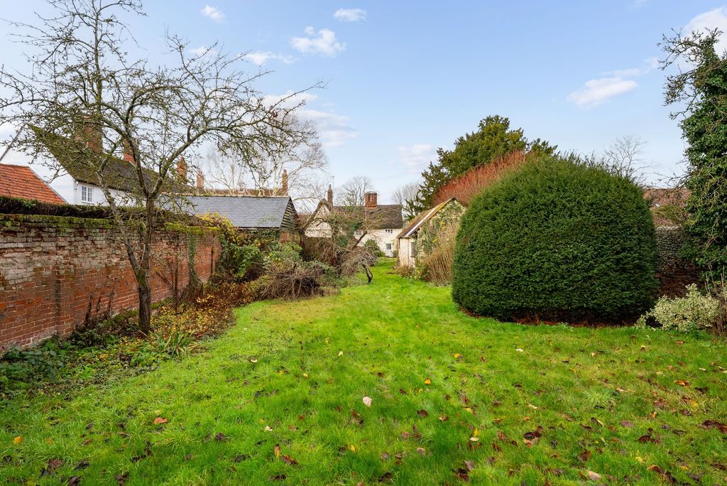 Property photo 2 of 22