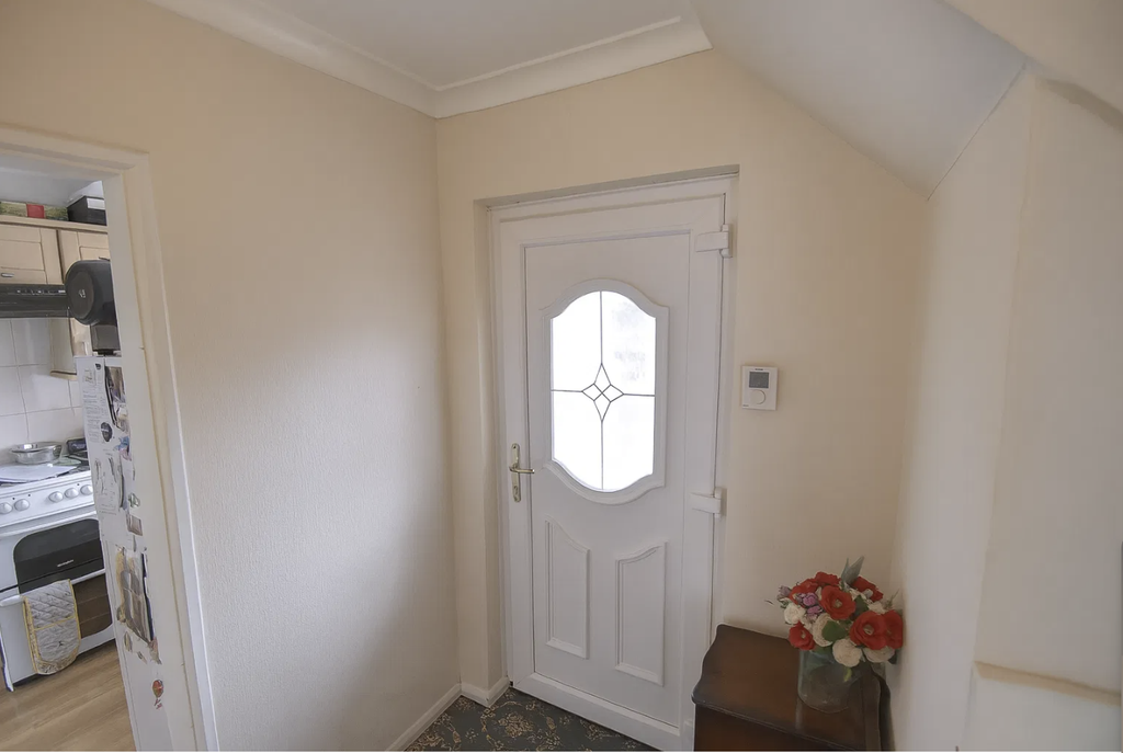 Property photo 2 of 26