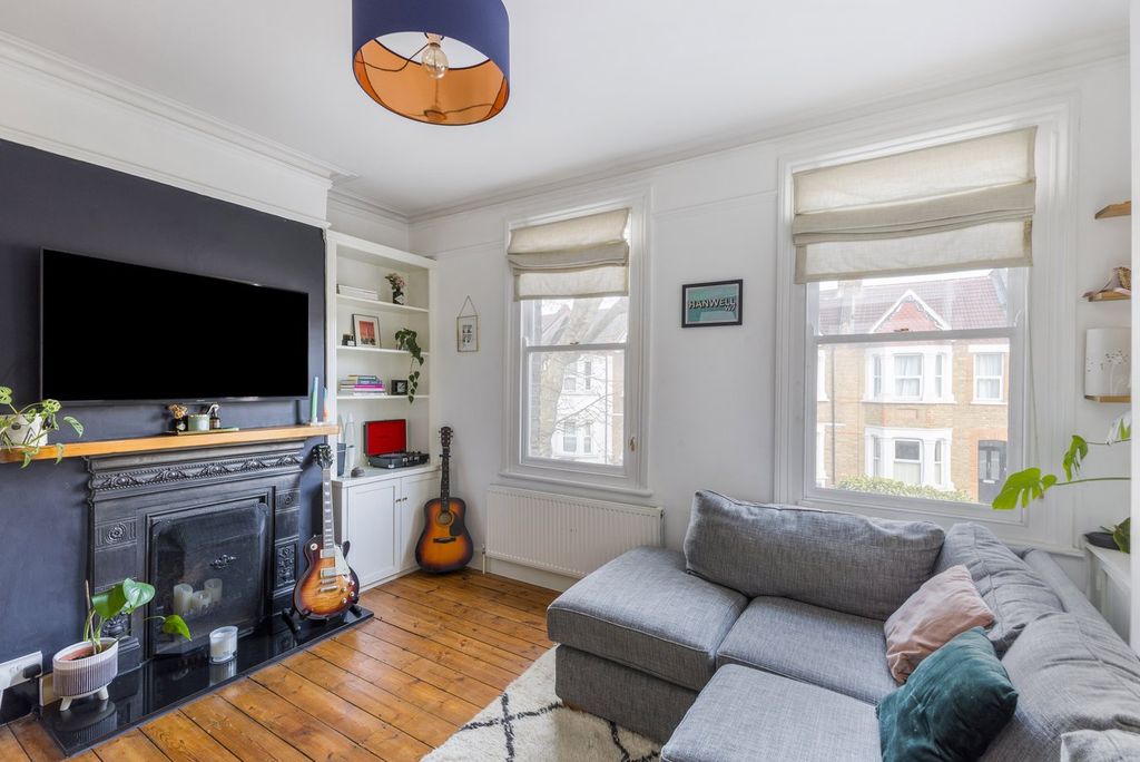 Property photo 3 of 14