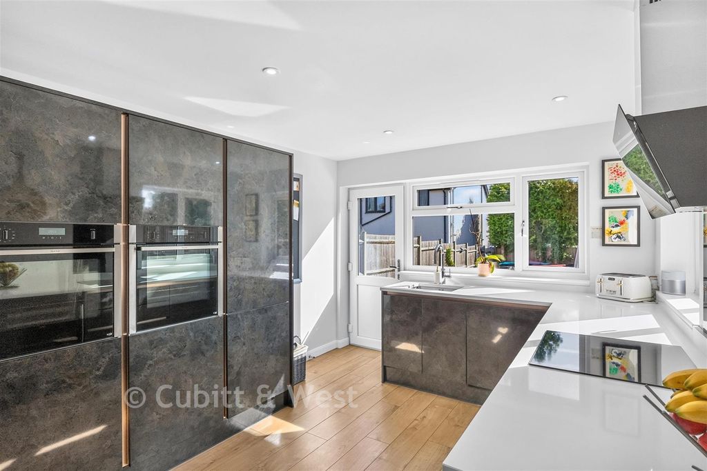 Property photo 1 of 14 Kitchen