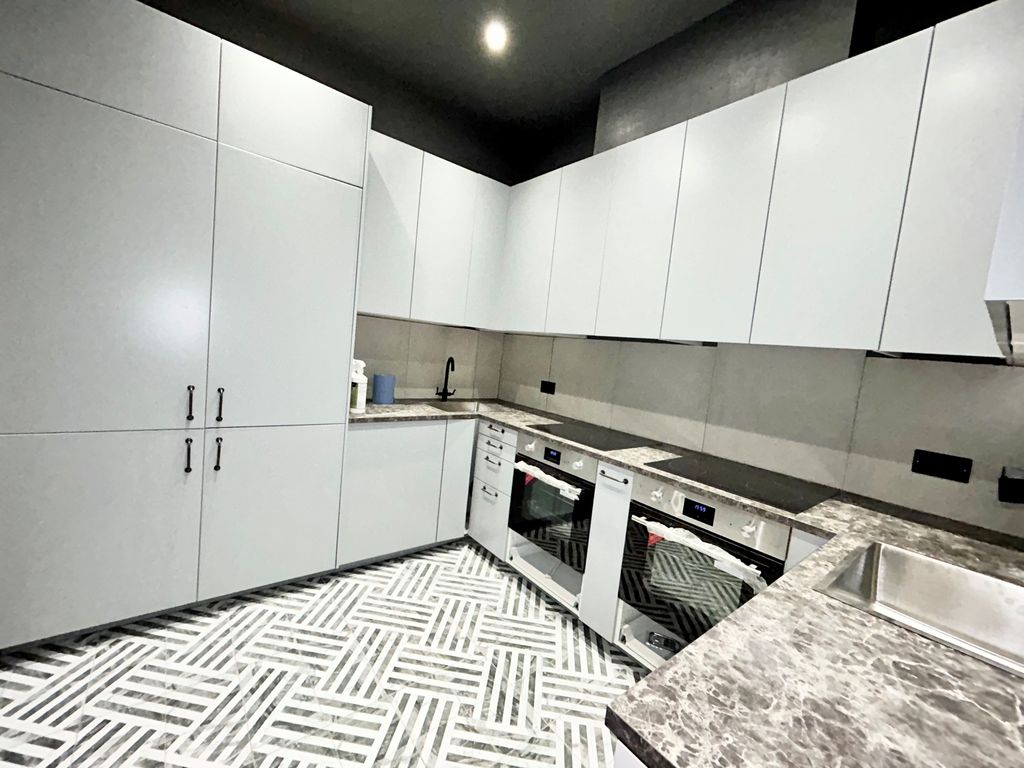 Property photo 3 of 3