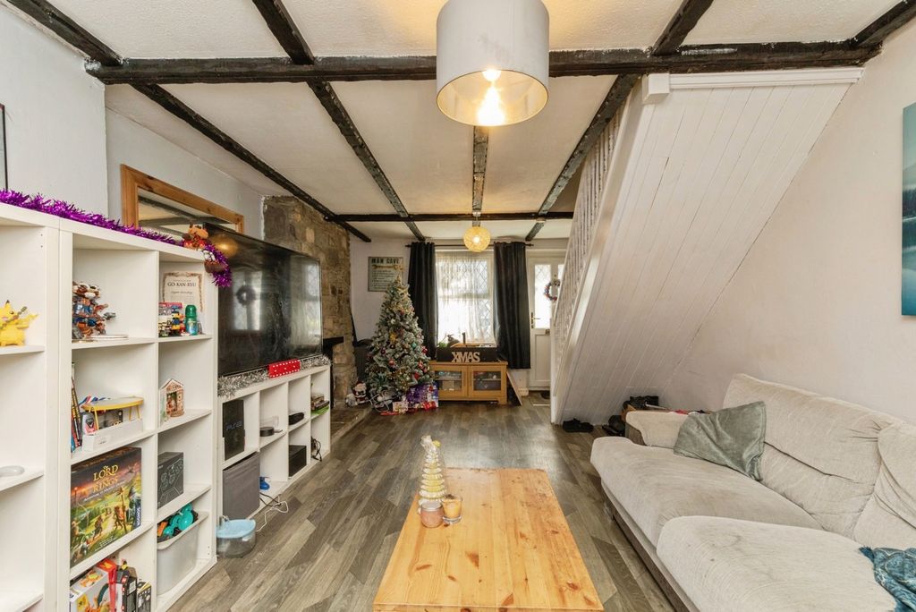 Property photo 3 of 15 Pbox-Img.Jpg