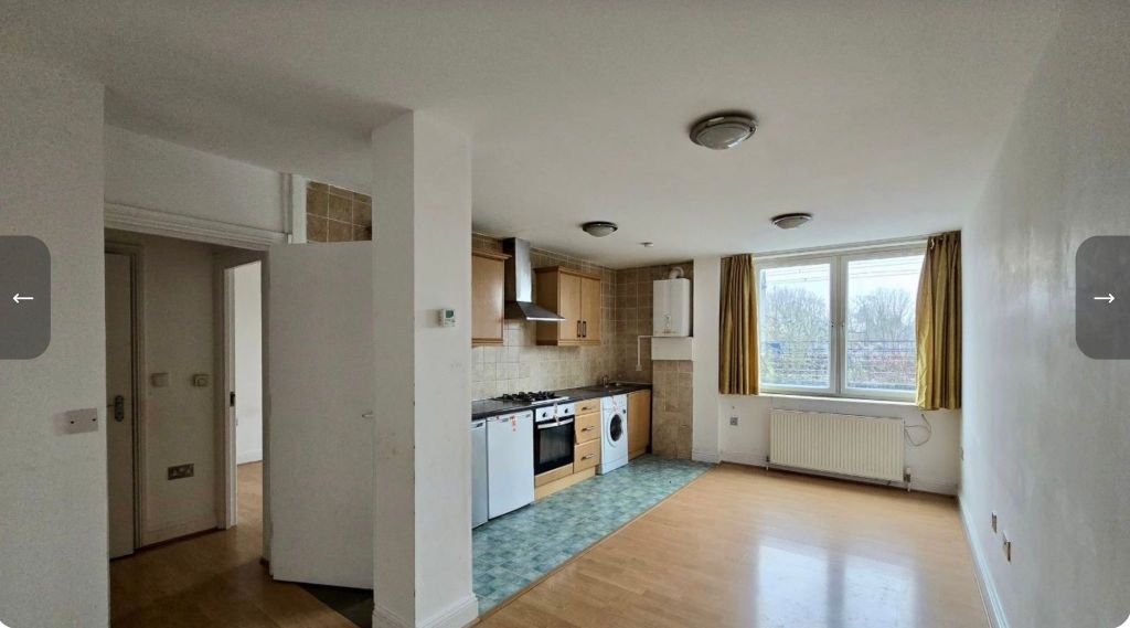 Property photo 3 of 6