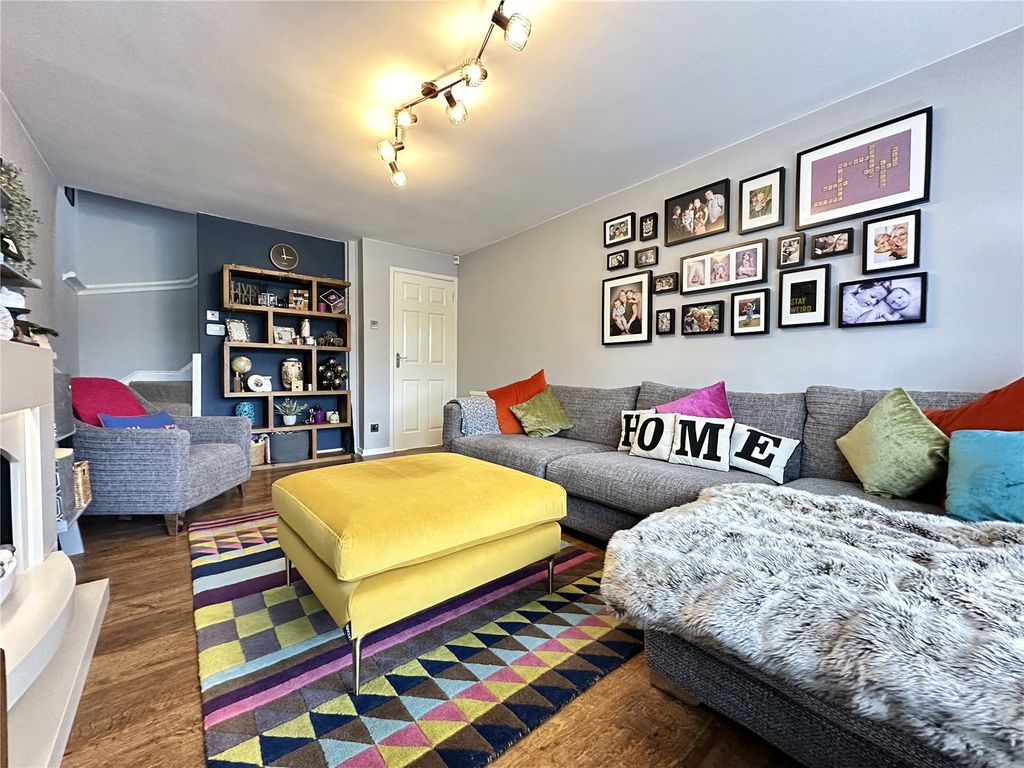 Property photo 2 of 9 Picture No. 08