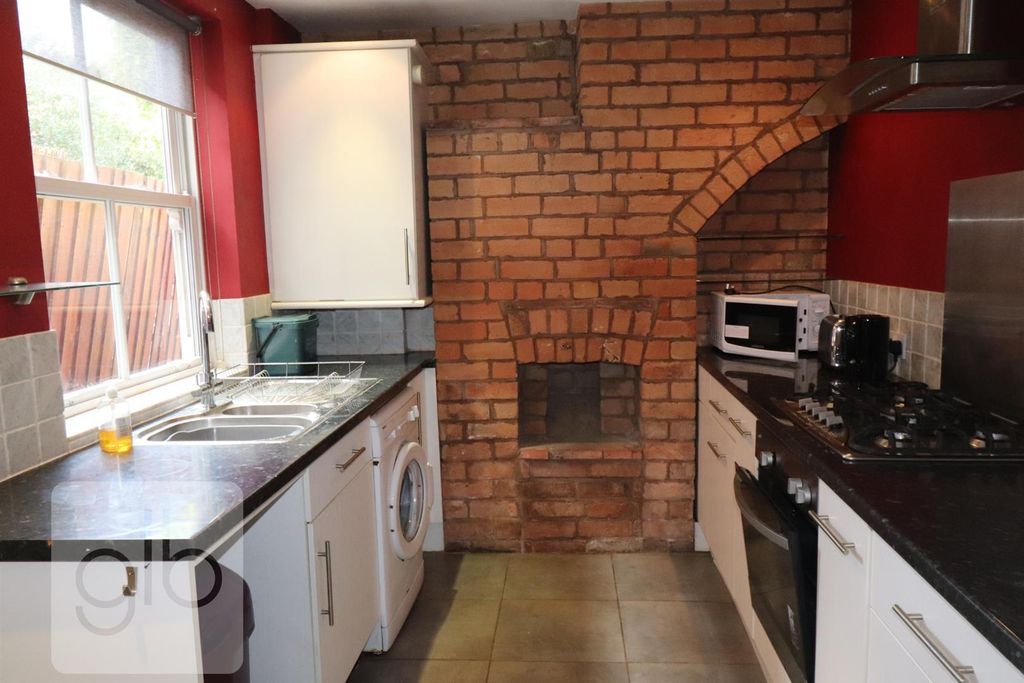Property photo 1 of 14 26.Png