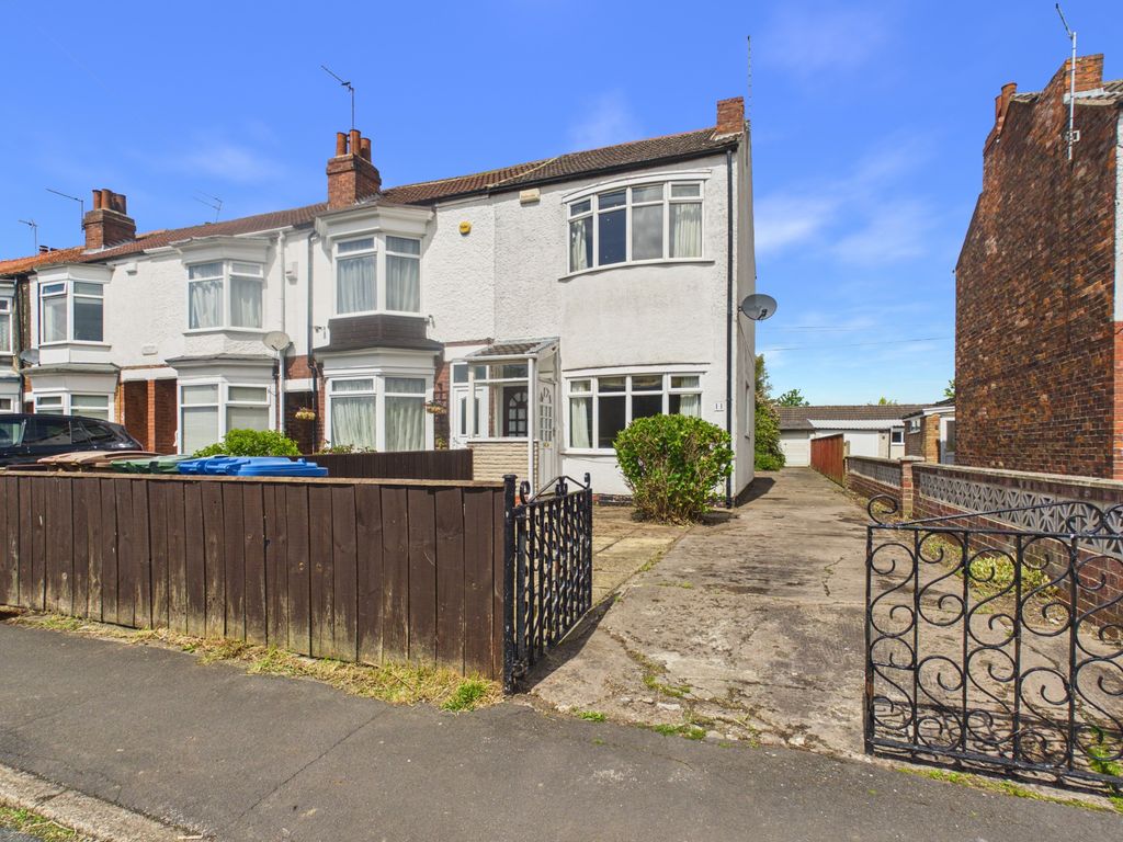 Property photo 1 of 17