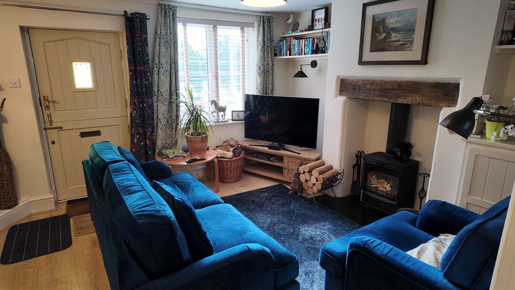 Property photo 3 of 22