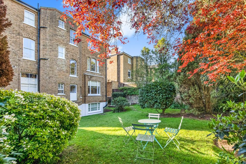 Property photo 2 of 8