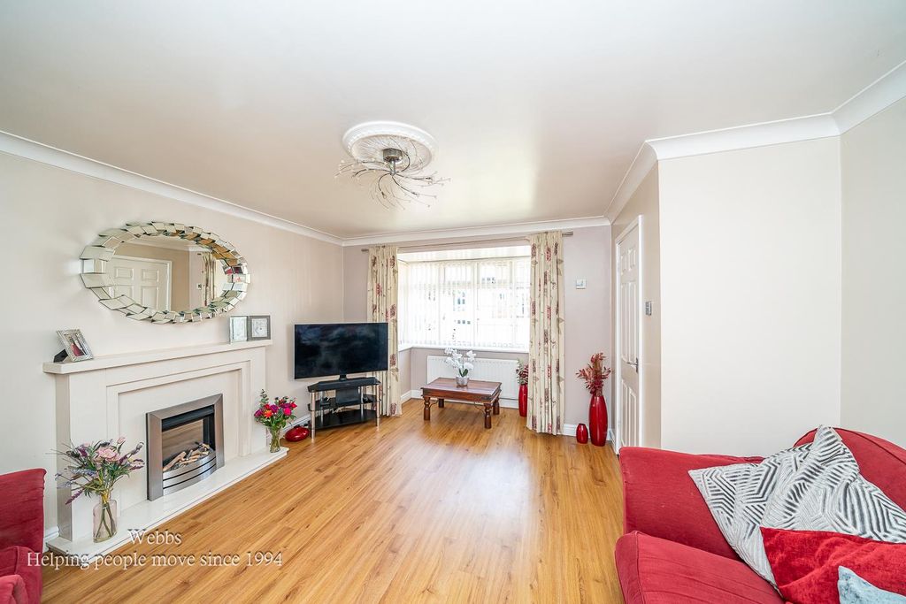 Property photo 2 of 30 Webbs-36.Jpg