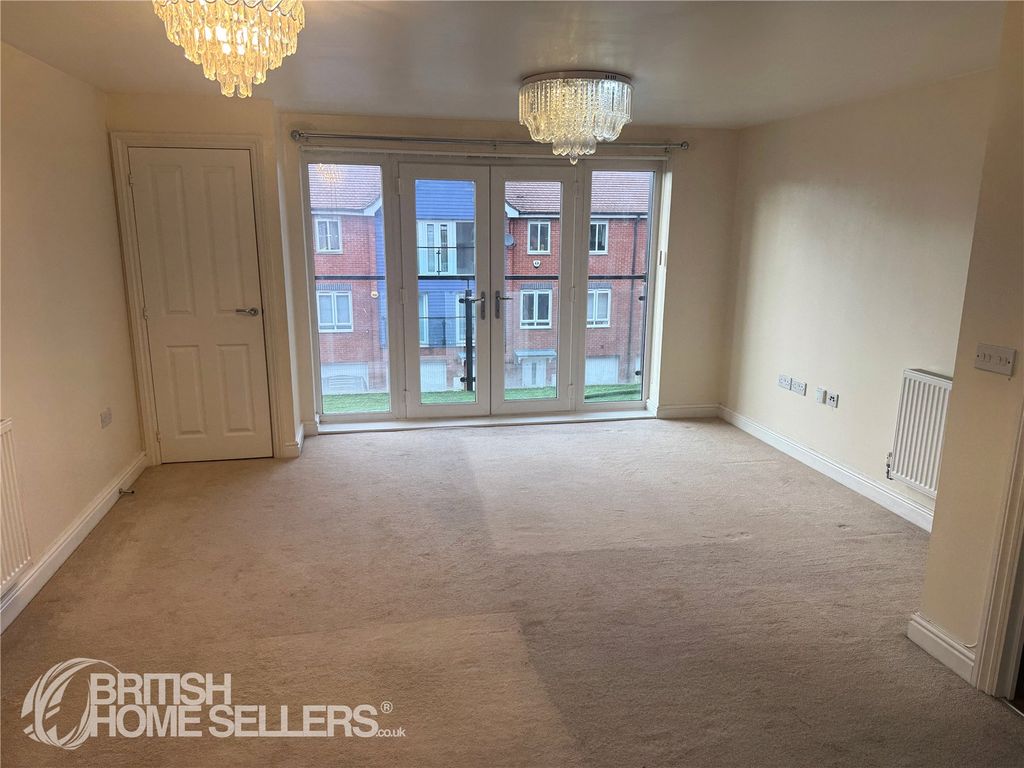 Property photo 3 of 11 Picture No. 22