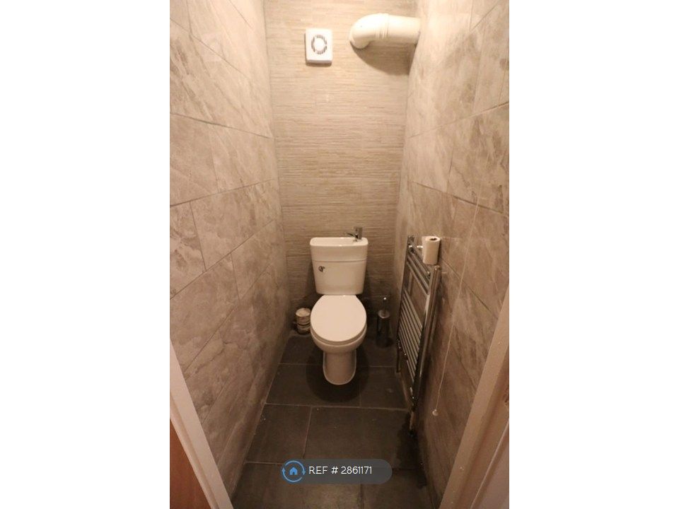 Property photo 3 of 27