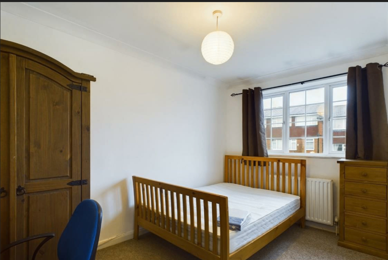 Property photo 3 of 9