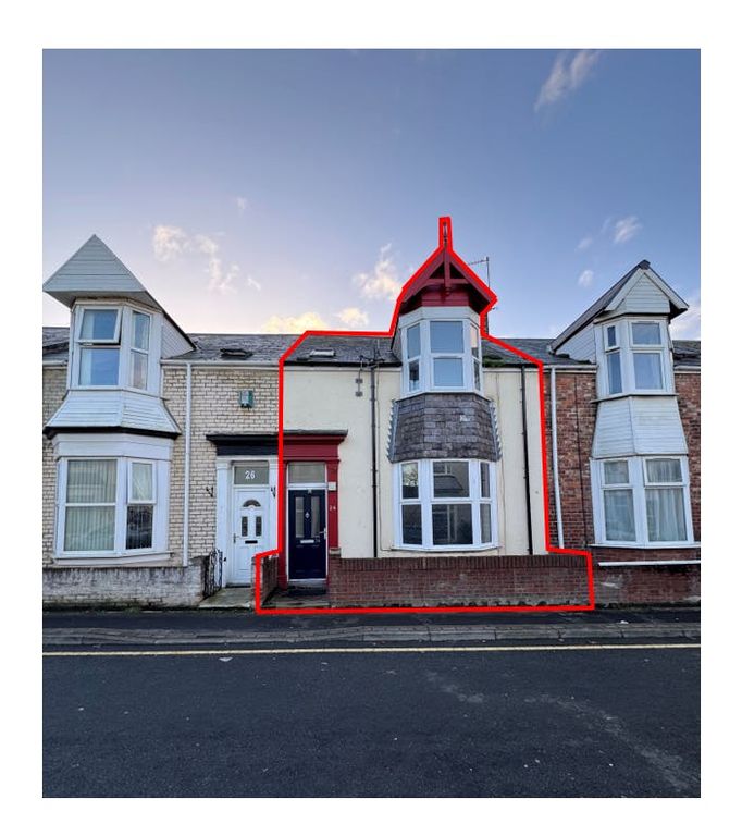 Property photo 1 of 17 Red Front Line Photo Mb.Png