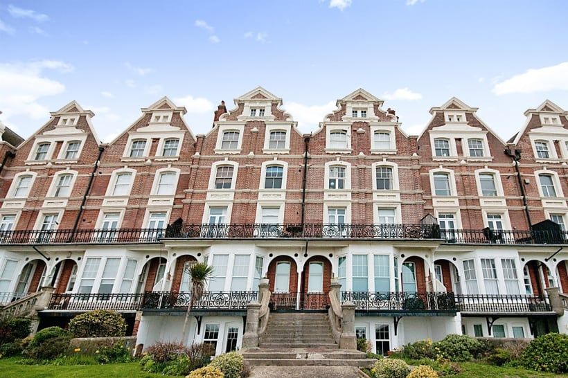 Property photo 2 of 21