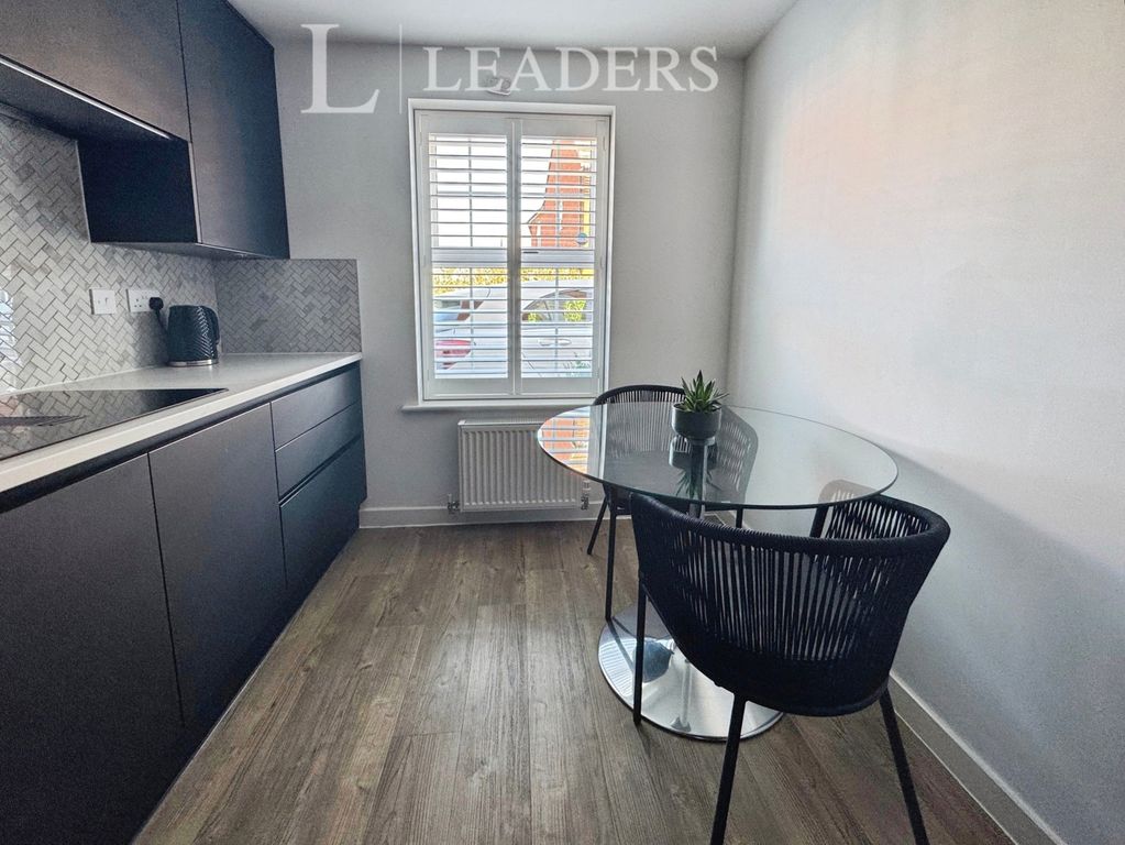 Property photo 2 of 13 Pbox-Img.Jpg