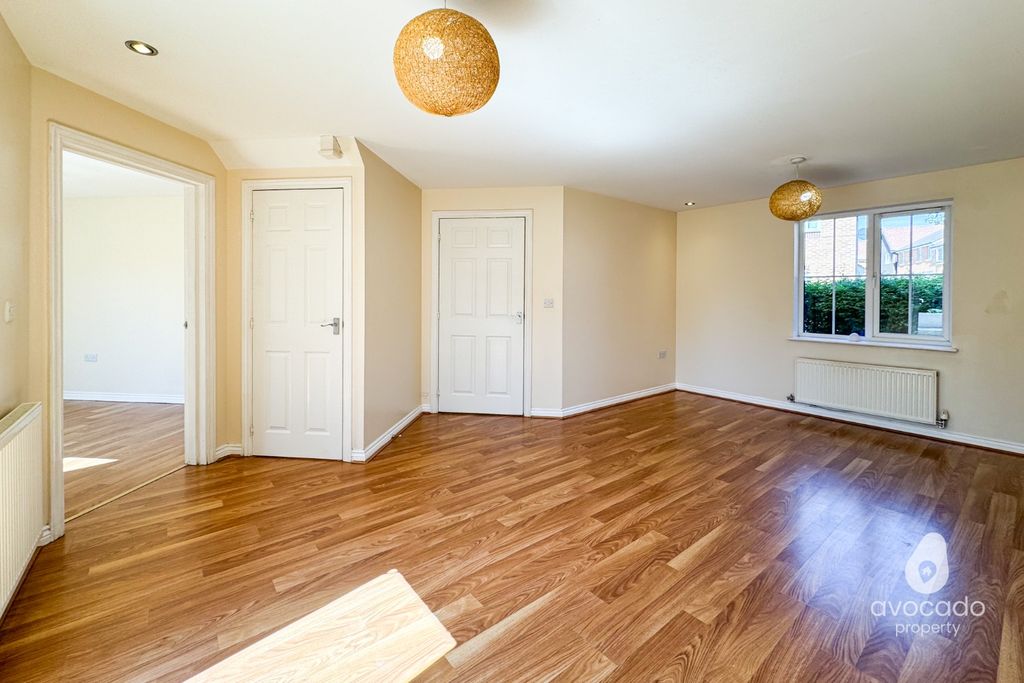 Property photo 2 of 19 5300362