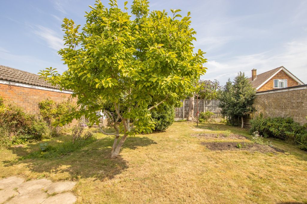 Property photo 2 of 16 4424364