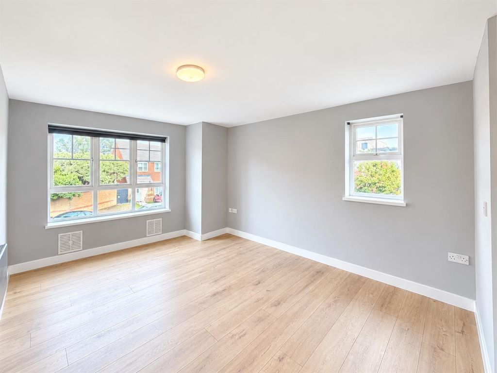 Property photo 2 of 9 Reception Room