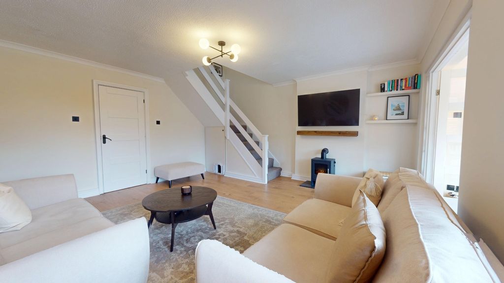 Property photo 2 of 31 4219904