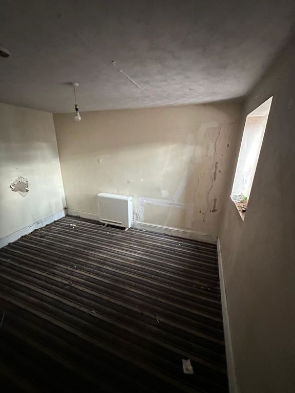 Property photo 3 of 10 Image 3