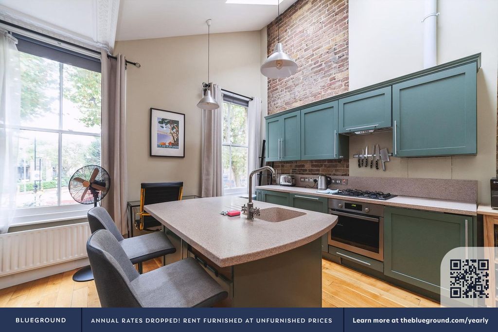 Property photo 3 of 22 Fully Equipped Kitchen