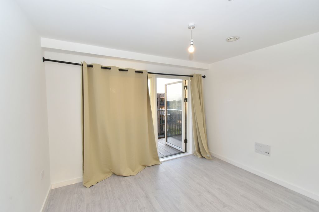 Property photo 2 of 12 Gallery