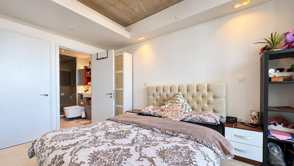 Property photo 3 of 10 2 Bedroom For Sale At Royalvictoria, By Barrain Lo
