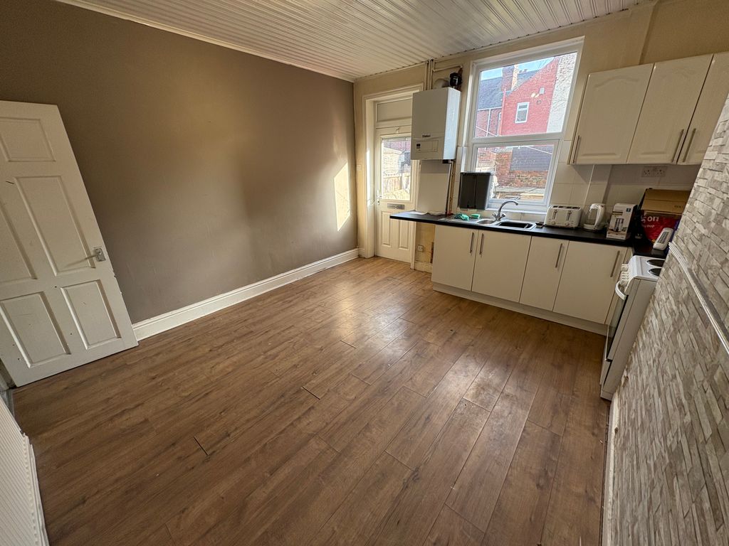 Property photo 2 of 15 Img_0430