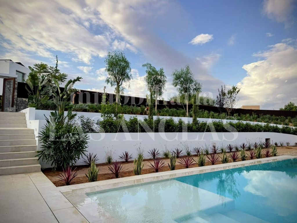 Property photo 3 of 7