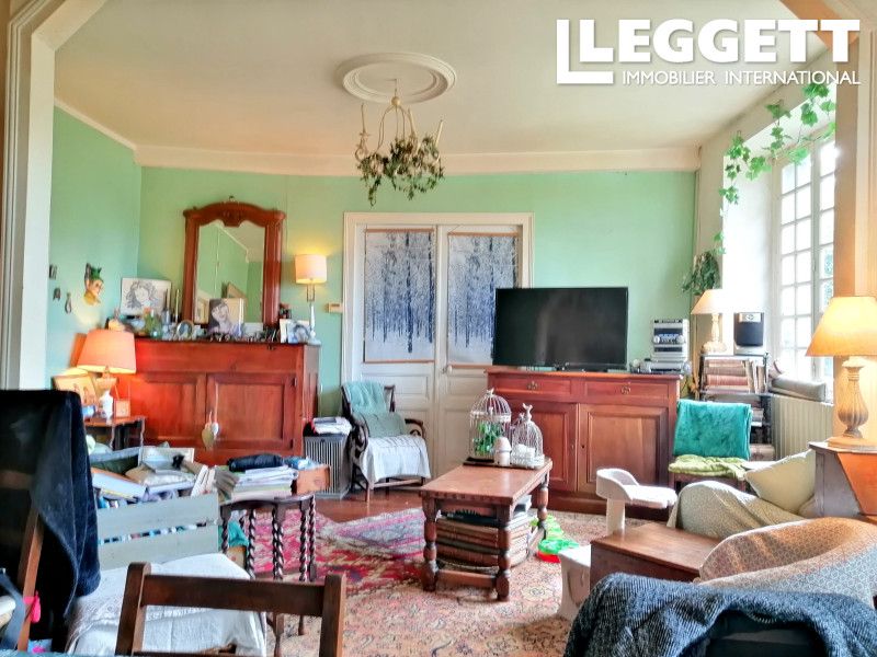 Property photo 3 of 10