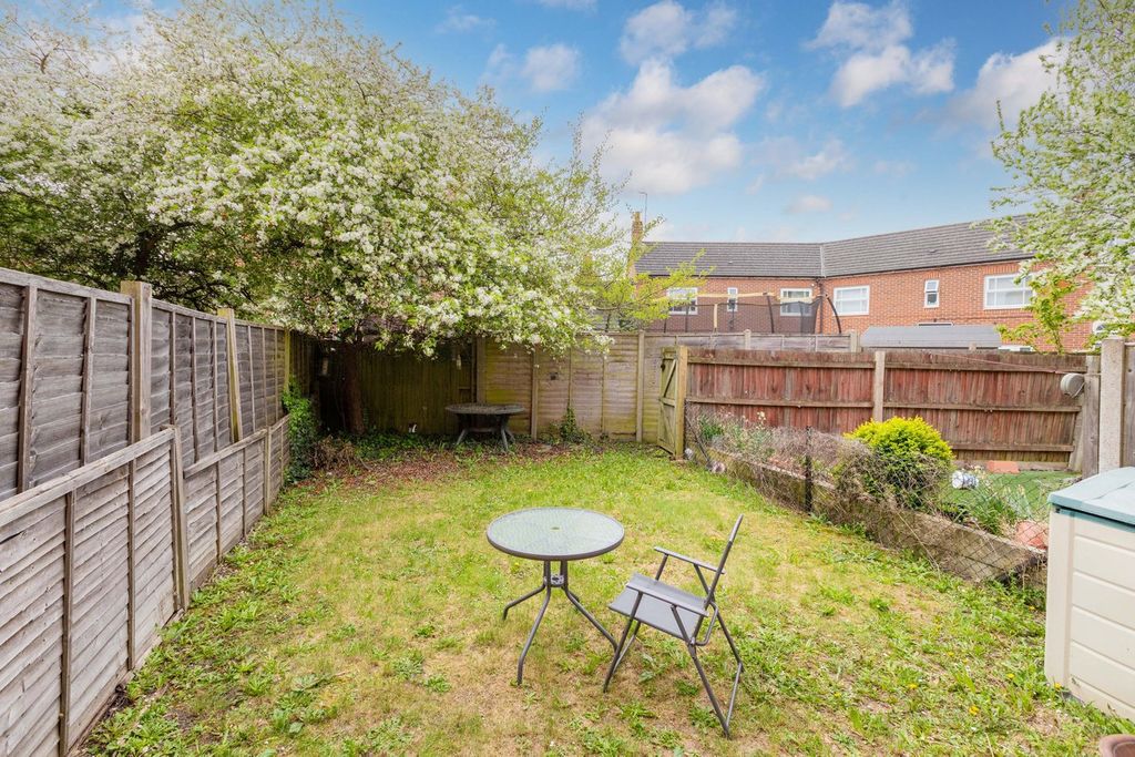 Property photo 2 of 15