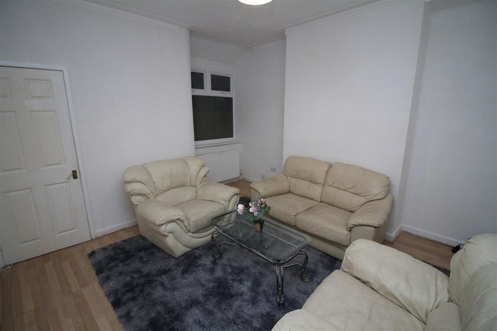 Property photo 2 of 11 Img_5922[1].Jpg