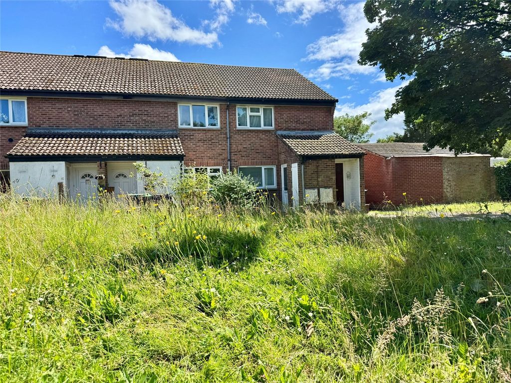 Property photo 1 of 3 Picture No. 05